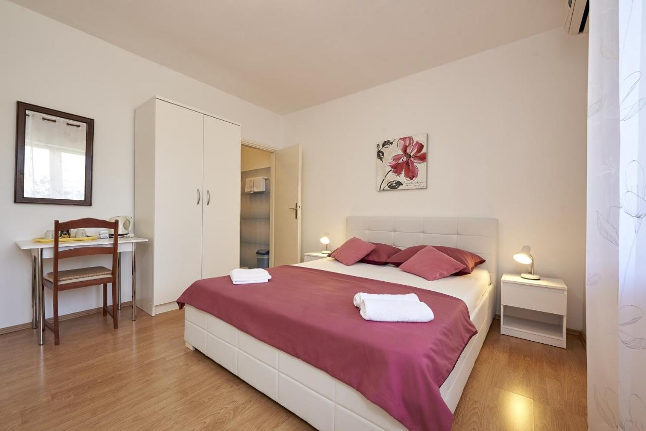 Triple Room Trogir 13102B Экстерьер фото